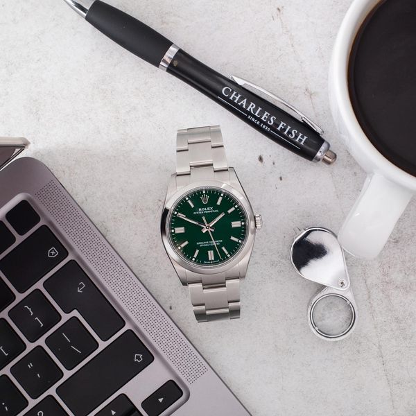 Rolex Oyster Perpetual 124300